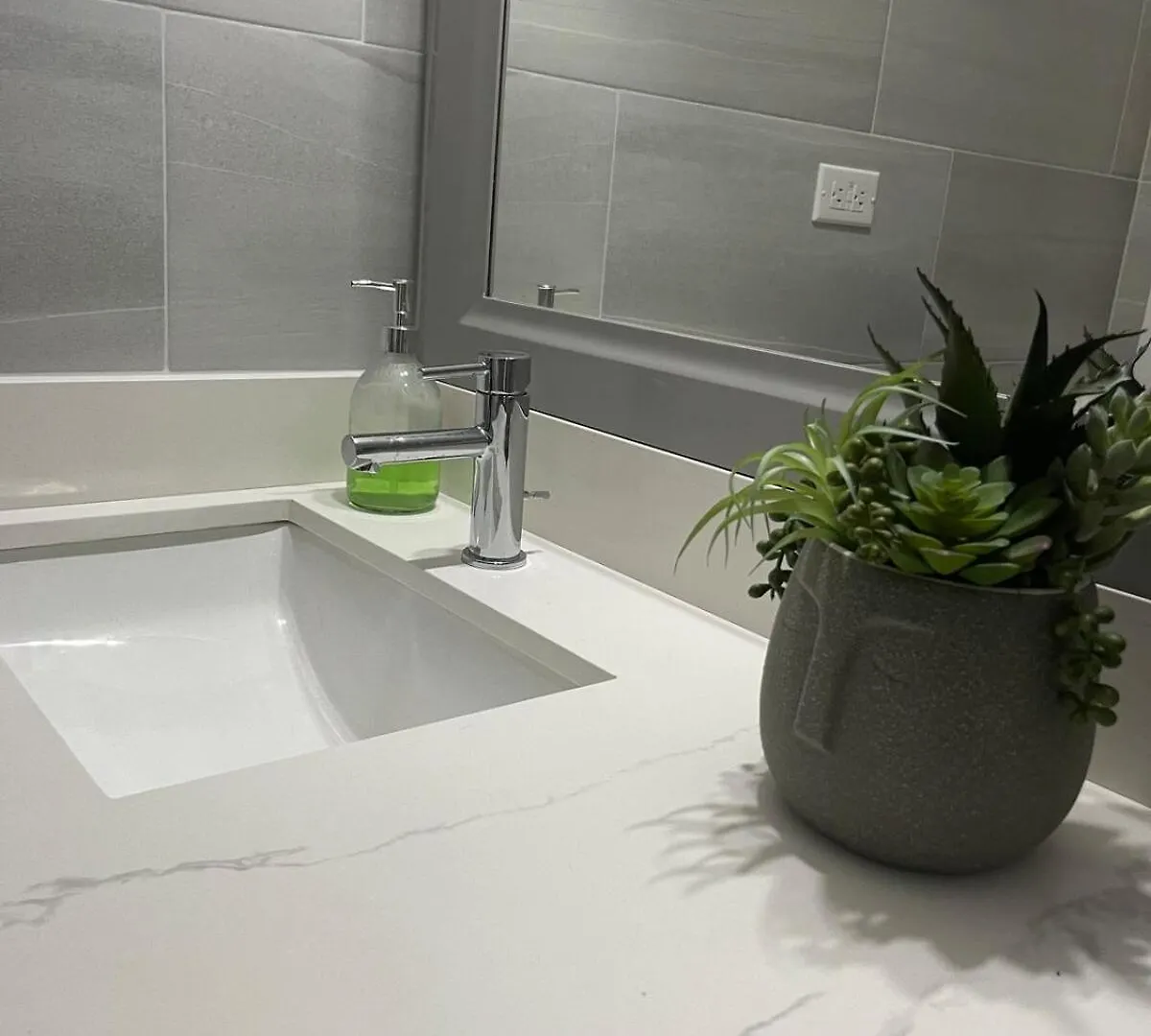 Lux City Apartment With Pool, Ac & 24Hrs Security Kingston 0*,