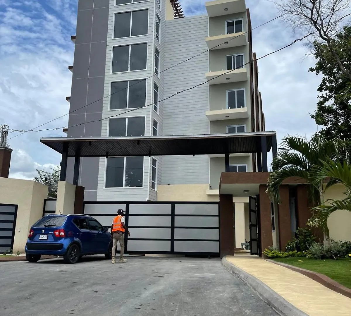 Lux City Apartment With Pool, Ac & 24Hrs Security Kingston Jamajka