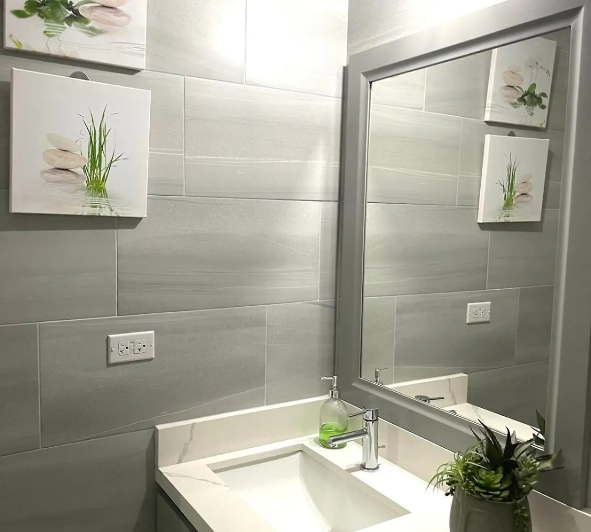 Lux City Apartment With Pool, Ac & 24Hrs Security Kingston