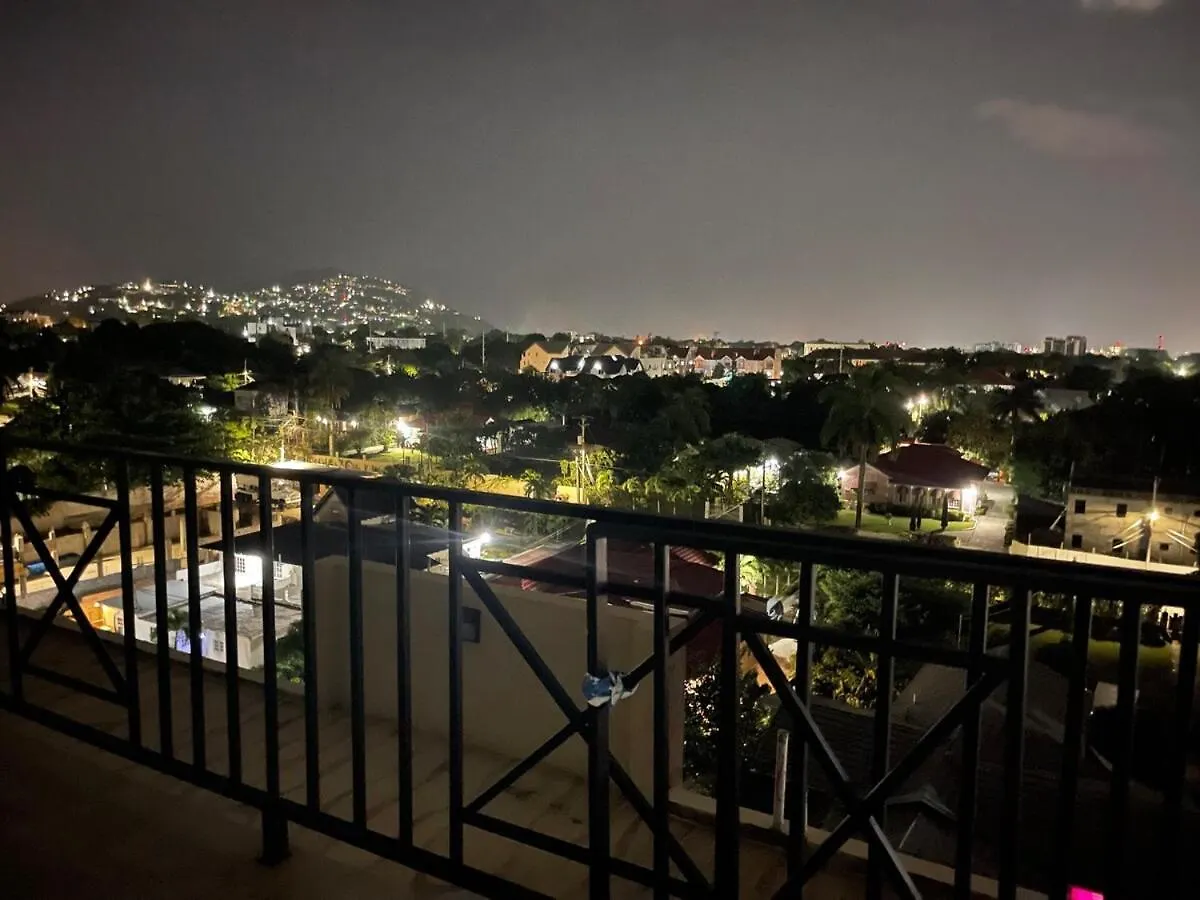 Lux City Apartment With Pool, Ac & 24Hrs Security Kingston Jamaica