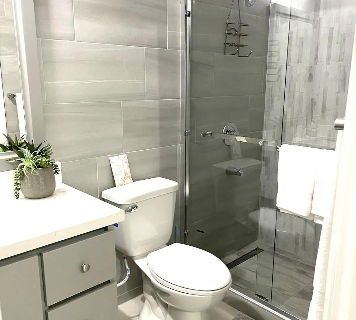 Lux City Apartment With Pool, Ac & 24Hrs Security Kingston