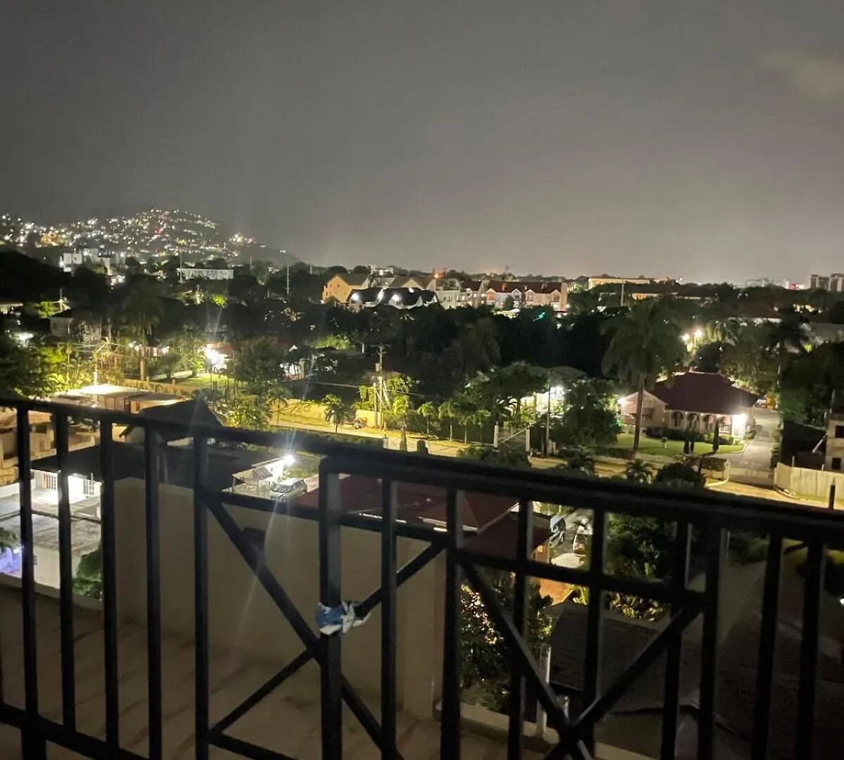 Lux City Apartment With Pool, Ac & 24Hrs Security Kingston 0*,  Jamaica