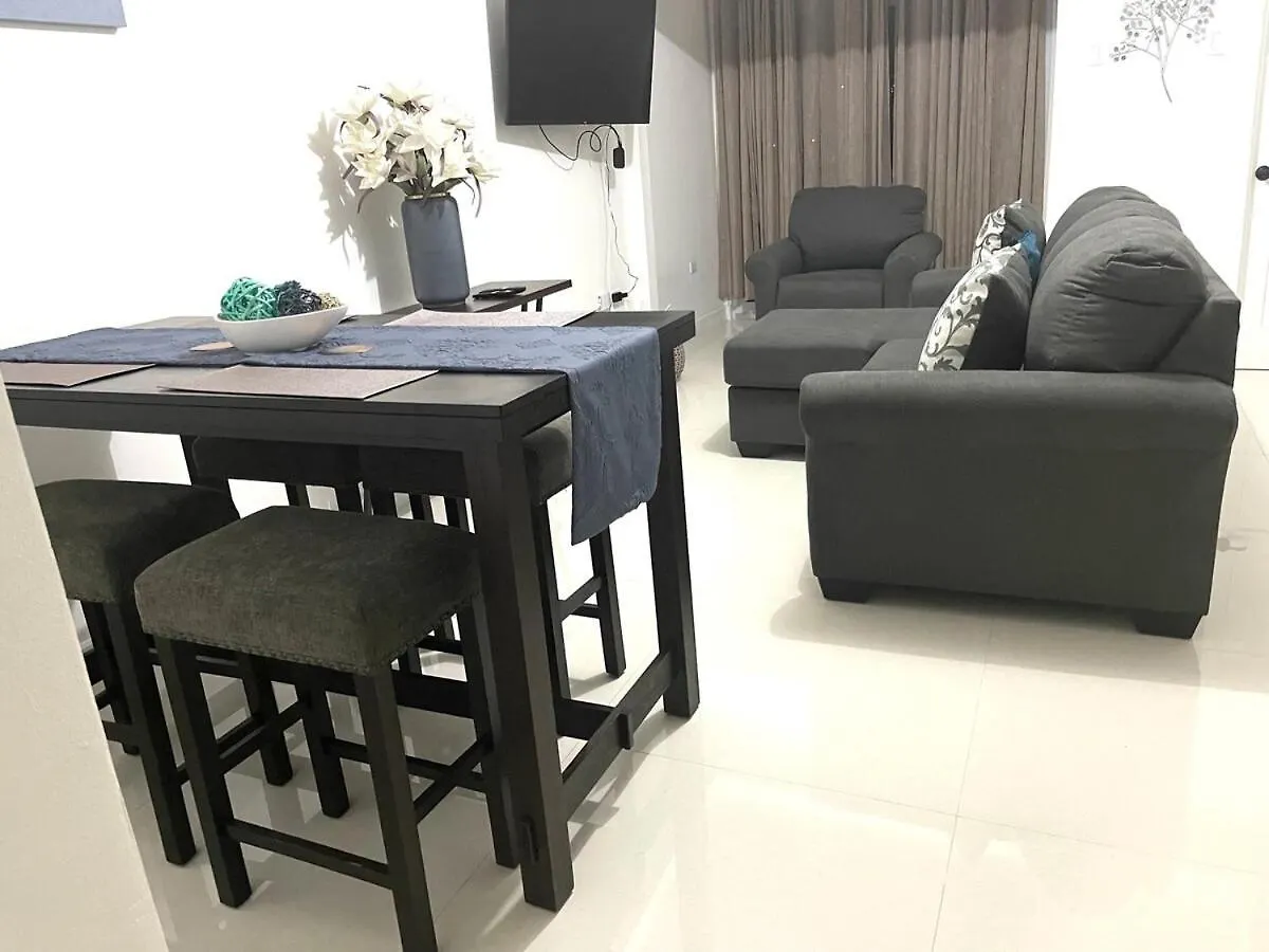 Lux City Apartment With Pool, Ac & 24Hrs Security Kingston